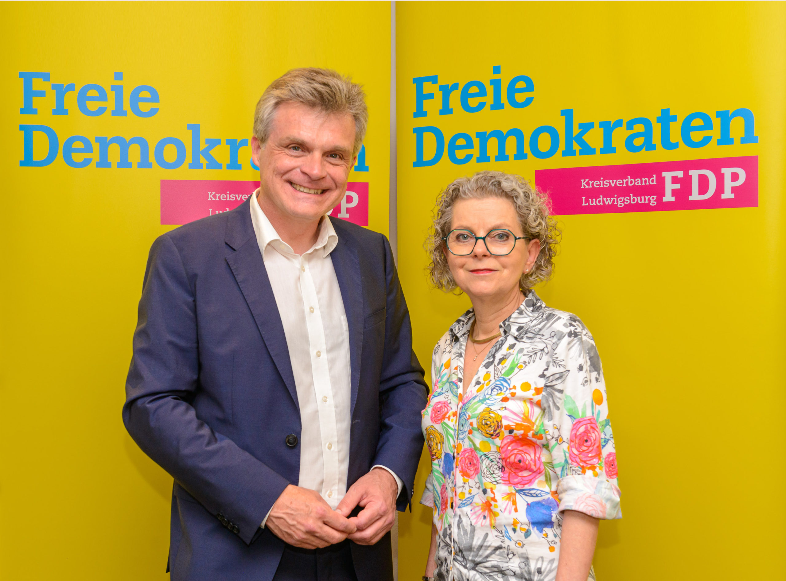 Bundestagskandidat Oliver Martin mit der FDP-Kreisvorsitzenden Viola Noack (Bild: Wolfgang Vogt)